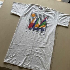 Vintage 90s Kanan Banana Cancun Long T-shirt